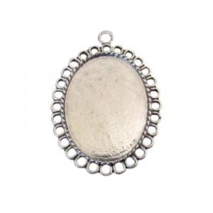 Oval pendant interior diameter 18x25mm