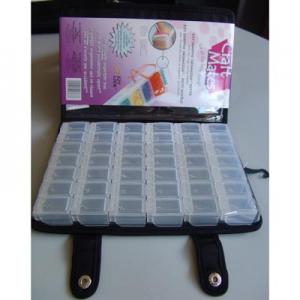 estuche con 42 cajitas con cierre de seguridad