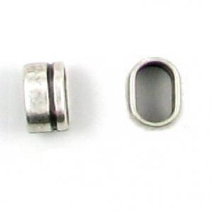 Smooth Oval ring 8mm wide with stripe