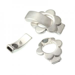 40x30mm flower buckle, 8x2mm hole